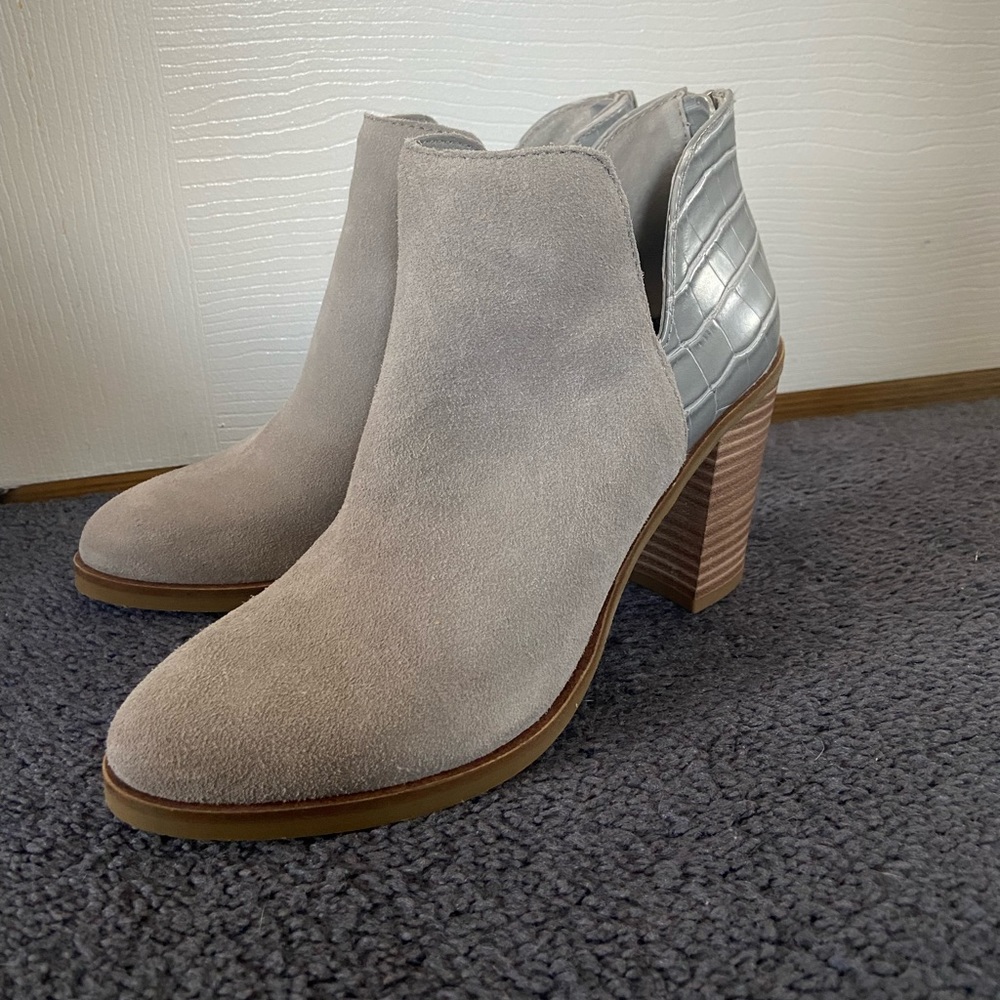DV8 boot heels